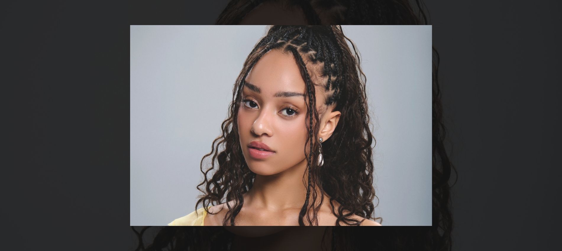 Manon of KATSEYE goes viral for her natural beauty and real charm, winning hearts with a simple passport photo and rising in the K-pop scene.
