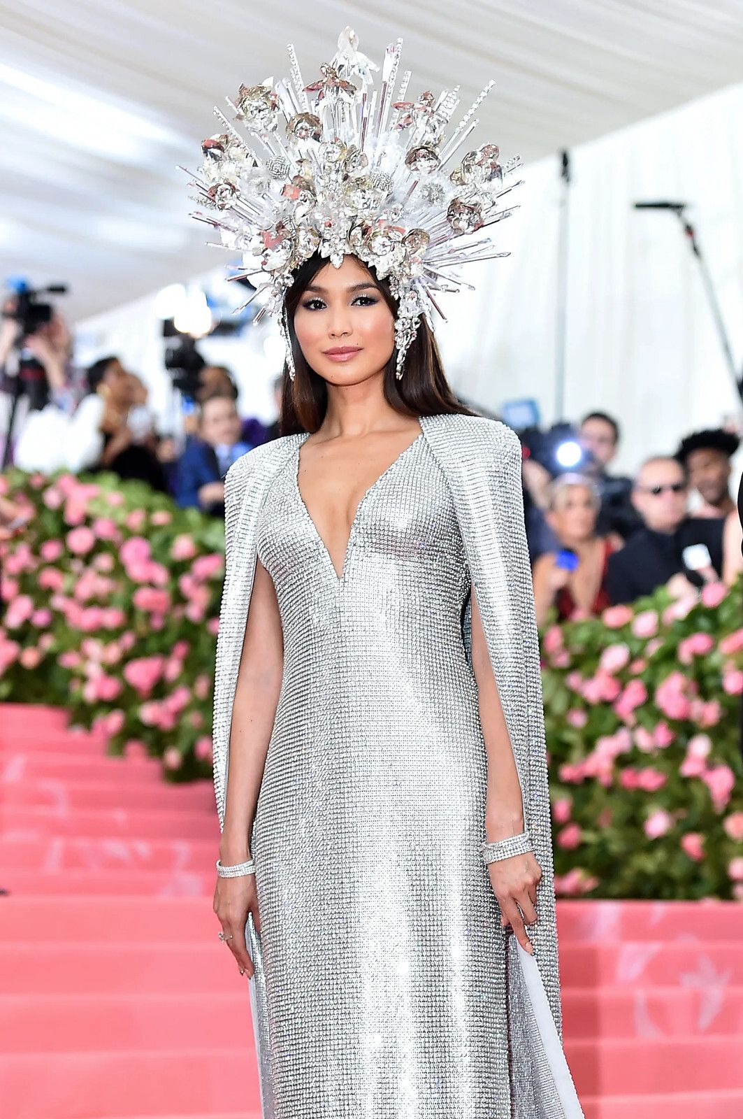 From Jennie’s homage to Karl Lagerfeld to Deepika Padukone, Met Gala looks by Asian Celebrities will be marked for us.