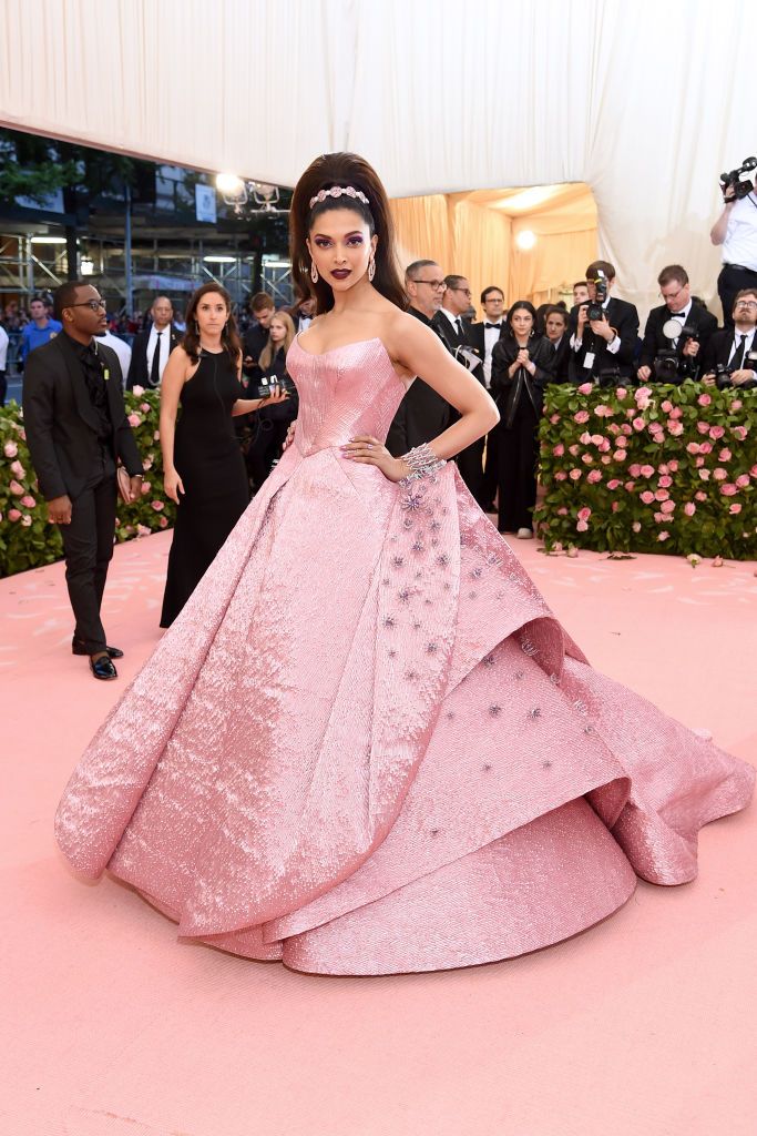 From Jennie’s homage to Karl Lagerfeld to Deepika Padukone, Met Gala looks by Asian Celebrities will be marked for us.