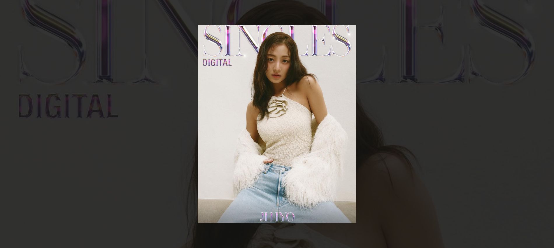 Jihyo of TWICE stuns with three glamorous looks on Singles Magazine Korea’s August 2025 digital cover, showing elegance and confidence.
