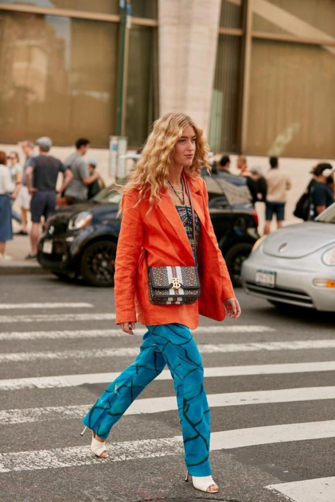 7 Stylish Color Schemes for Your Outfits