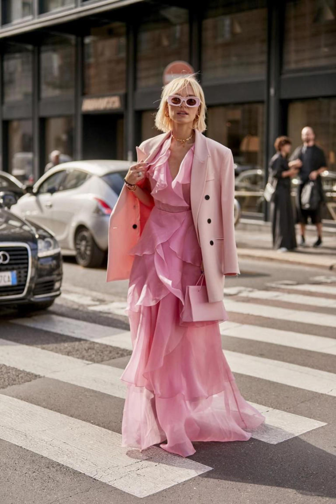 7 Stylish Color Schemes for Your Outfits