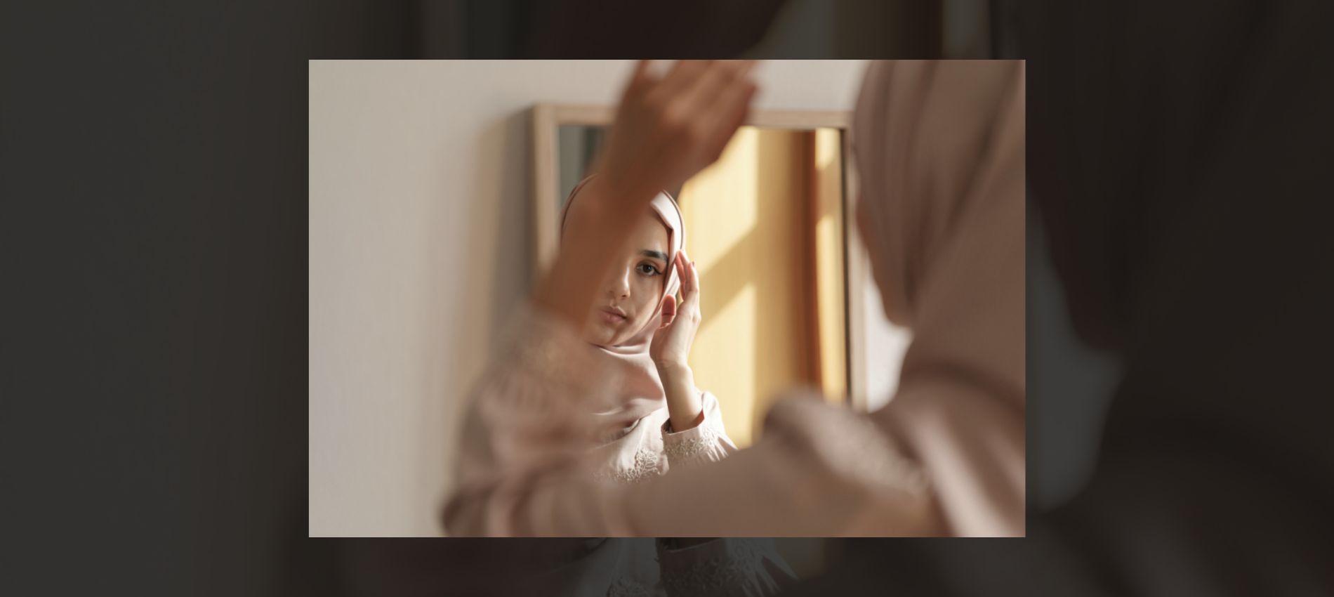 Glow with Grace: The Warm 'Bronze Makeup' Guide for a Simple, Stunning Lebaran Look
