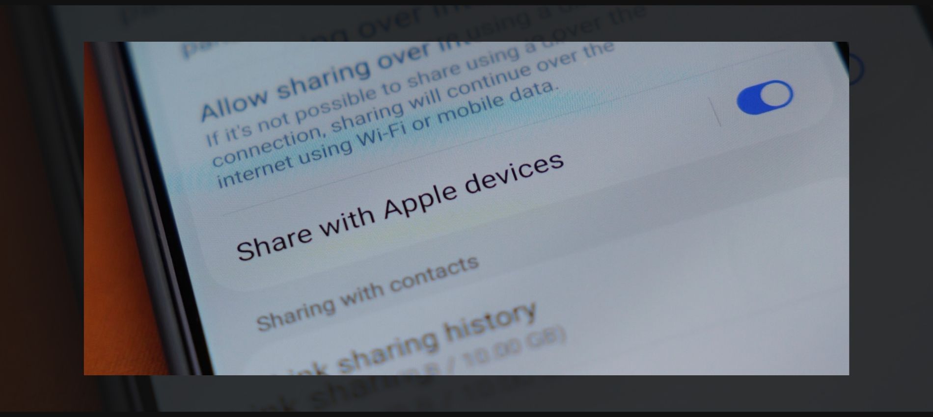 The Green and Blue Bubble Peace Treaty? Samsung Finally Introduces AirDrop Support (Yes, Really!)