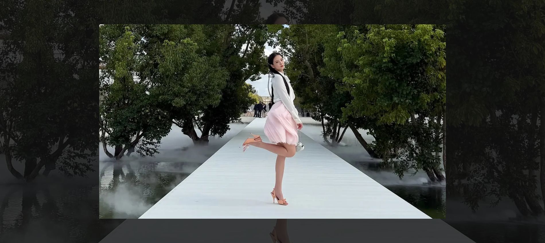 Jisoo and Wonyoung Bring Their Princess Energy to Dior’s Paris Fashion Week Show